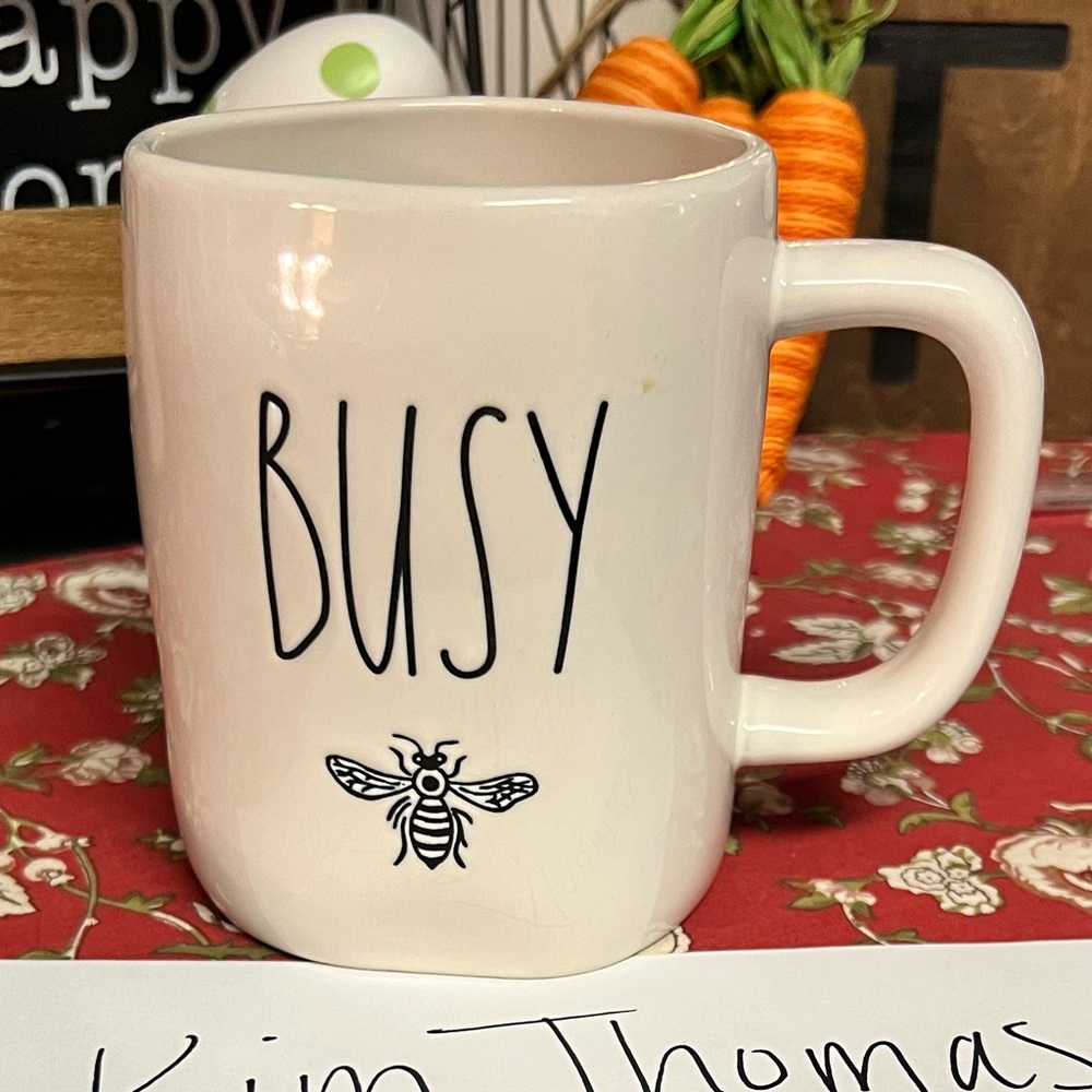 SOLD Rae Dunn Busy Bee Mug